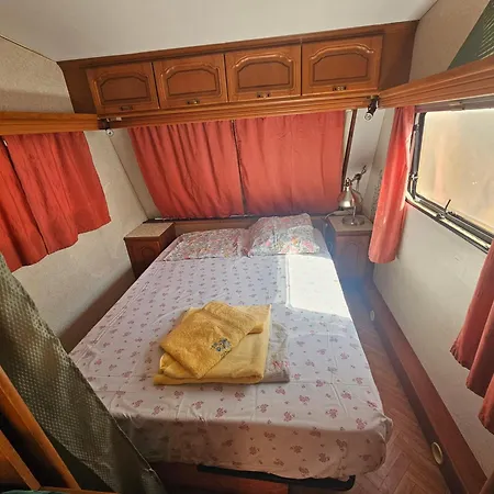 Caravane Et Jardin Carqueiranne